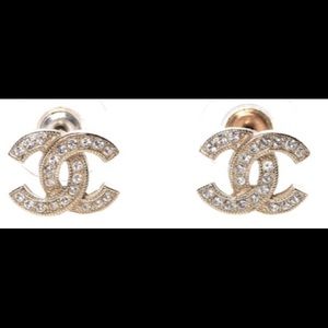 Chanel Gold Interlocking Studs